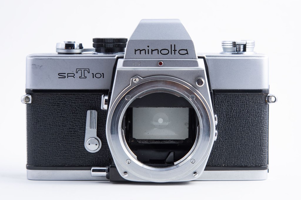 Minolta SR-T 101 front.