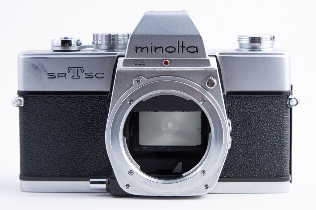 Minolta SR-T SC front.